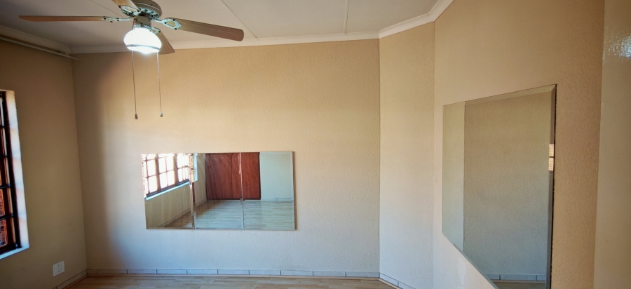3 Bedroom Property for Sale in New Market Gauteng