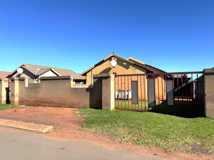 3 Bedroom Property for Sale in Vosloorus Ext 6 Gauteng