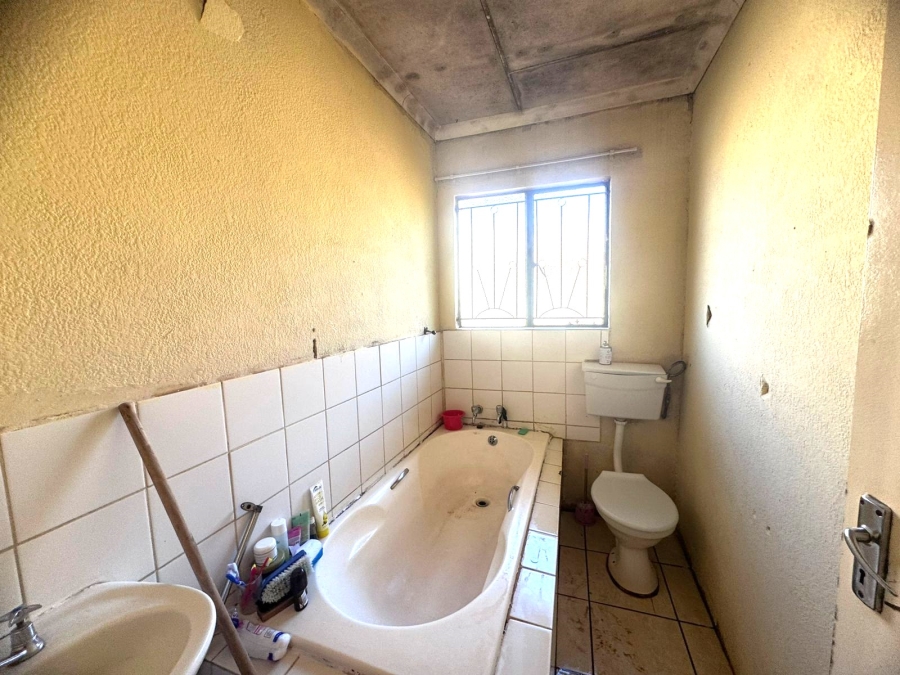3 Bedroom Property for Sale in Vosloorus Ext 6 Gauteng