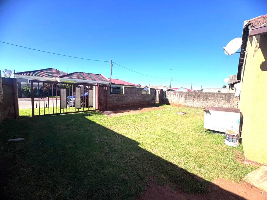3 Bedroom Property for Sale in Vosloorus Ext 6 Gauteng