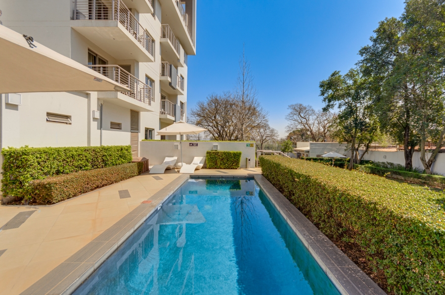 To Let 2 Bedroom Property for Rent in Rosebank Gauteng