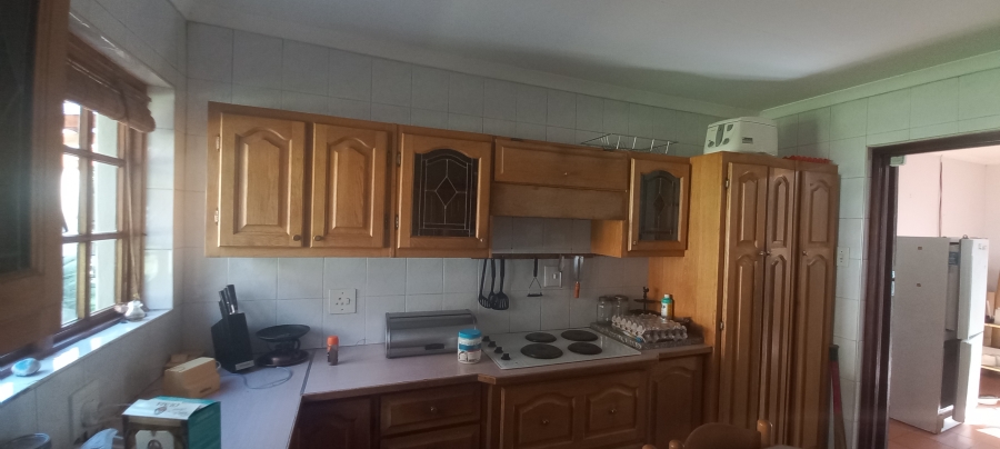 14 Bedroom Property for Sale in Fairlead Gauteng