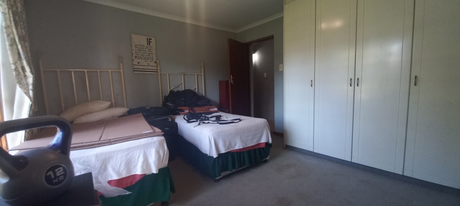 14 Bedroom Property for Sale in Fairlead Gauteng