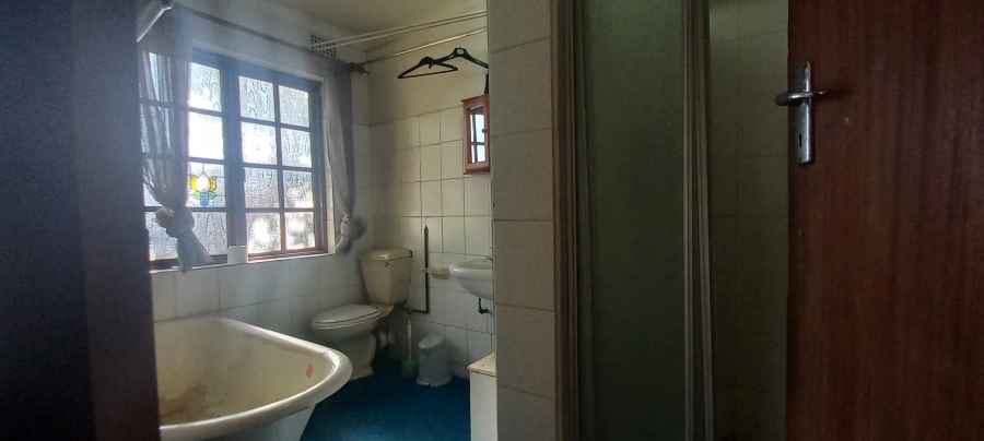 14 Bedroom Property for Sale in Fairlead Gauteng