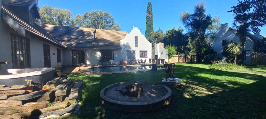 14 Bedroom Property for Sale in Fairlead Gauteng