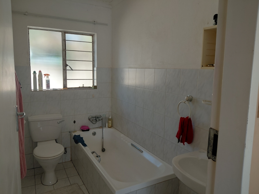 2 Bedroom Property for Sale in The Orchards Gauteng