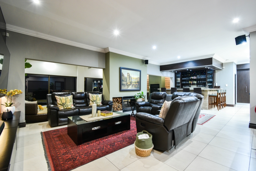 4 Bedroom Property for Sale in Magalieskruin Gauteng