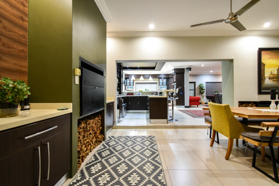 4 Bedroom Property for Sale in Magalieskruin Gauteng