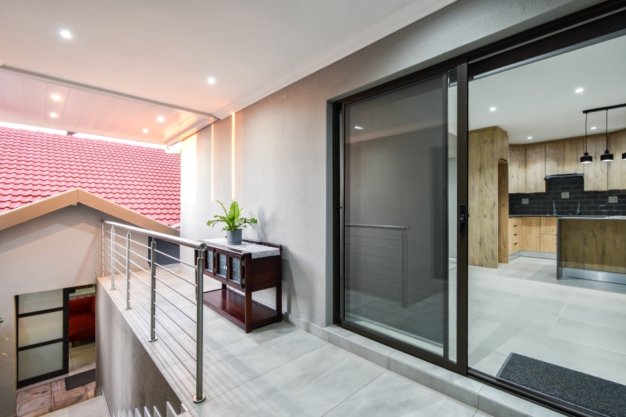 4 Bedroom Property for Sale in Magalieskruin Gauteng