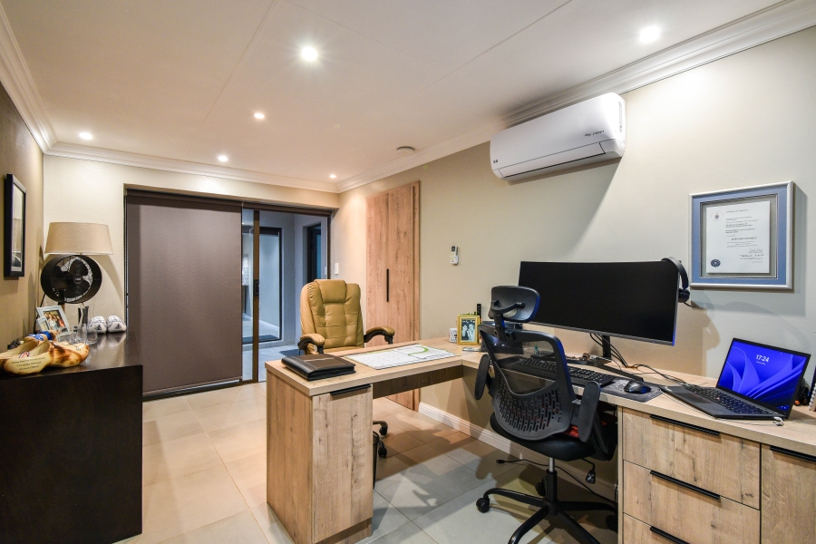 4 Bedroom Property for Sale in Magalieskruin Gauteng