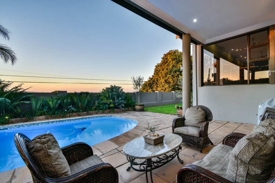 4 Bedroom Property for Sale in Magalieskruin Gauteng