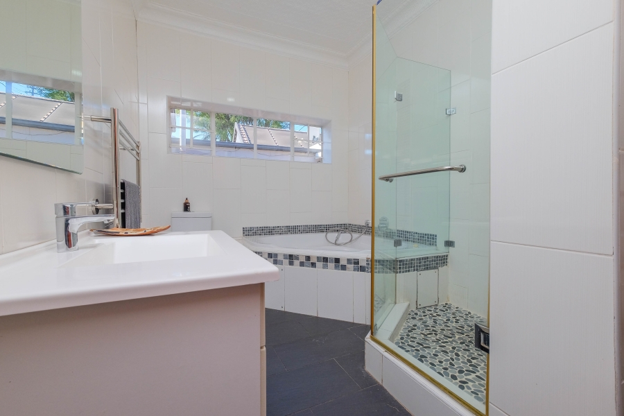 3 Bedroom Property for Sale in Parktown North Gauteng