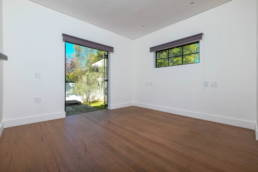 2 Bedroom Property for Sale in Parktown North Gauteng