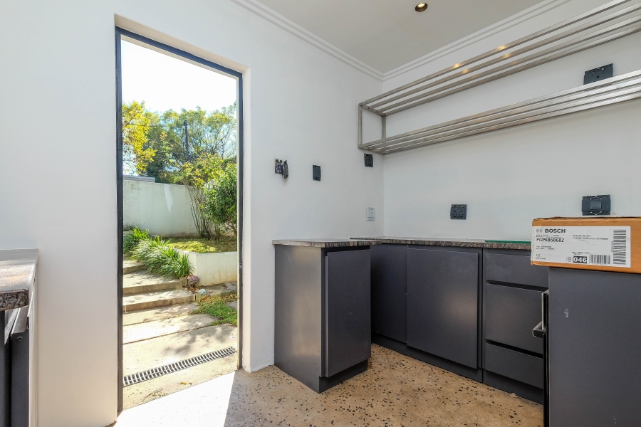 2 Bedroom Property for Sale in Parktown North Gauteng