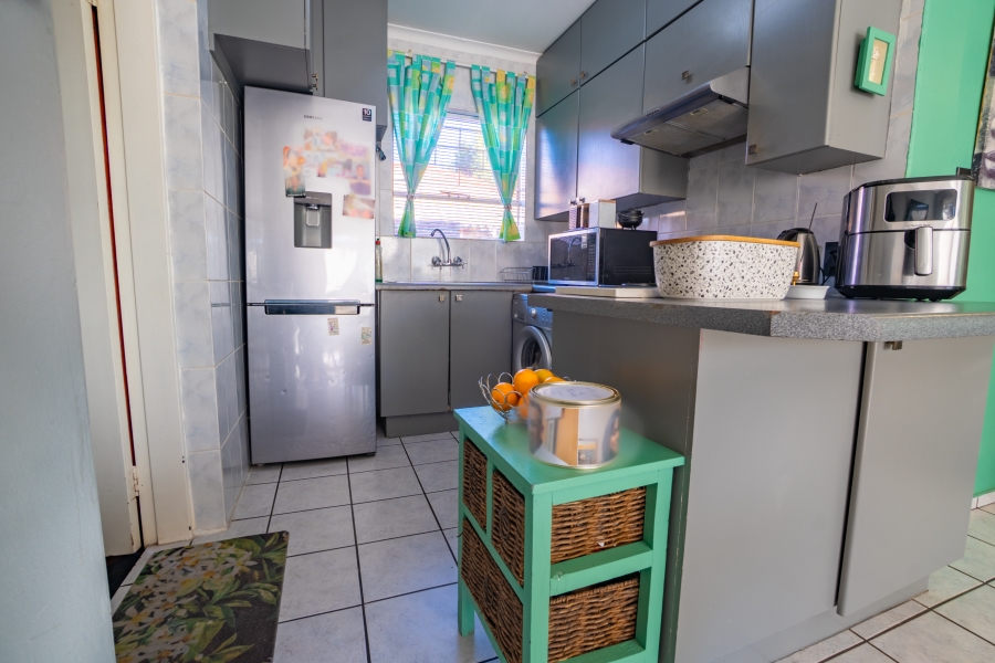 2 Bedroom Property for Sale in Honeydew Ridge Gauteng