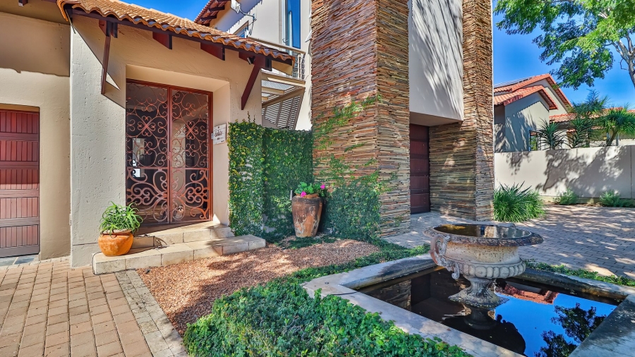 4 Bedroom Property for Sale in Pebble Rock Golf Village Gauteng