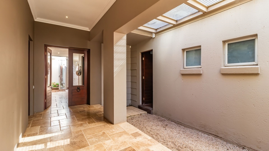 4 Bedroom Property for Sale in Pebble Rock Golf Village Gauteng