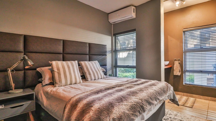 4 Bedroom Property for Sale in Pebble Rock Golf Village Gauteng