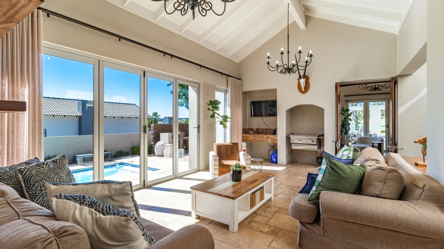 4 Bedroom Property for Sale in Pebble Rock Golf Village Gauteng