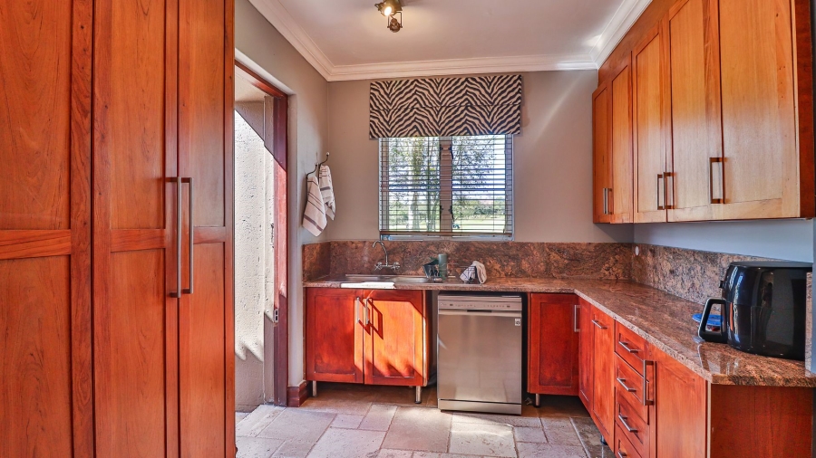 4 Bedroom Property for Sale in Pebble Rock Golf Village Gauteng