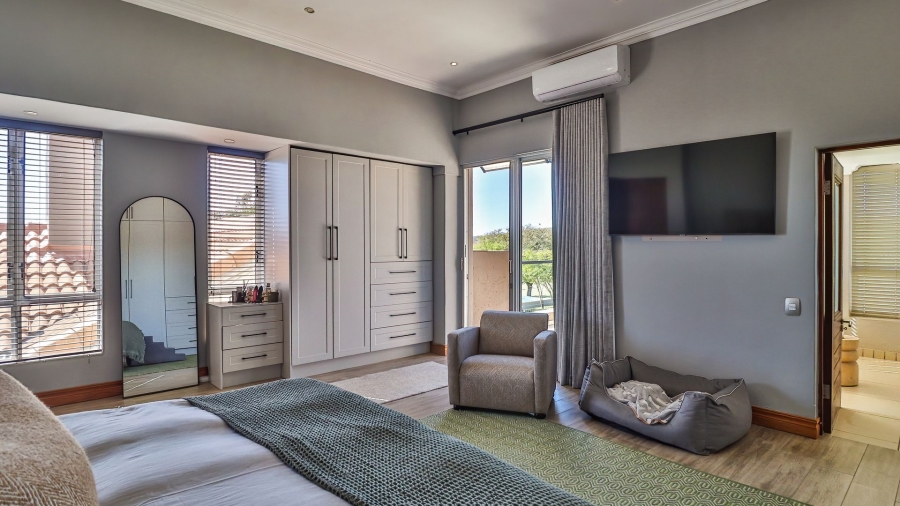 4 Bedroom Property for Sale in Pebble Rock Golf Village Gauteng