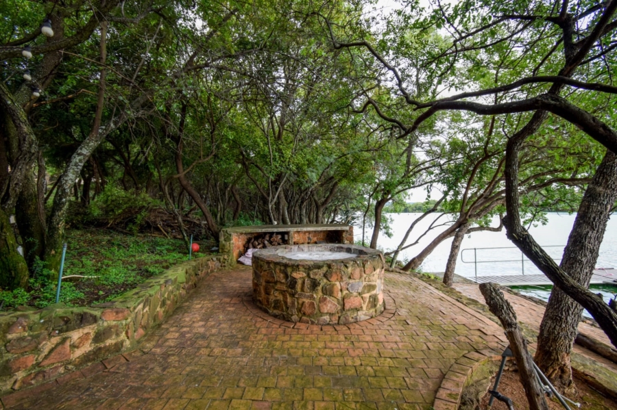 5 Bedroom Property for Sale in Sable Hills Gauteng
