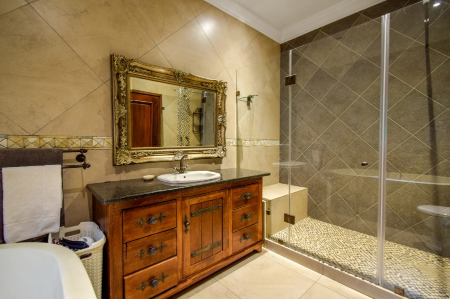 5 Bedroom Property for Sale in Sable Hills Gauteng