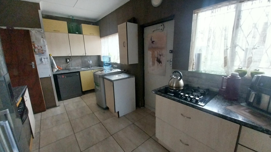 3 Bedroom Property for Sale in Castleview Gauteng