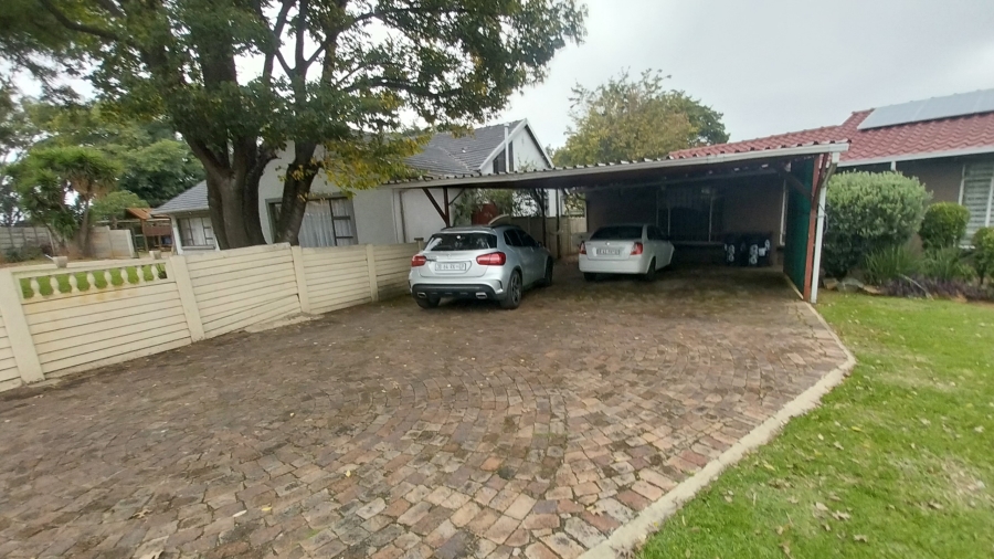 3 Bedroom Property for Sale in Castleview Gauteng