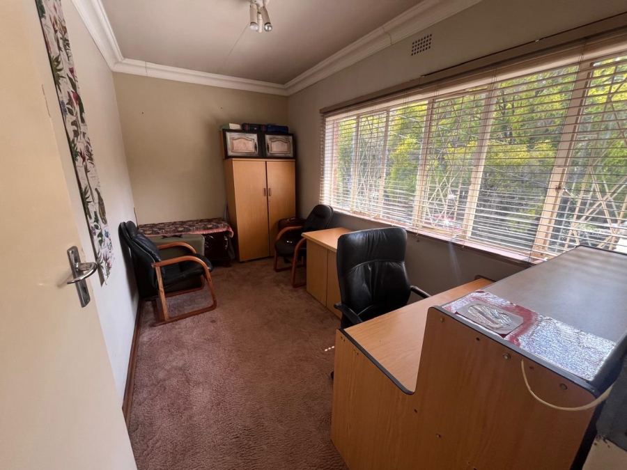 3 Bedroom Property for Sale in South Crest Gauteng
