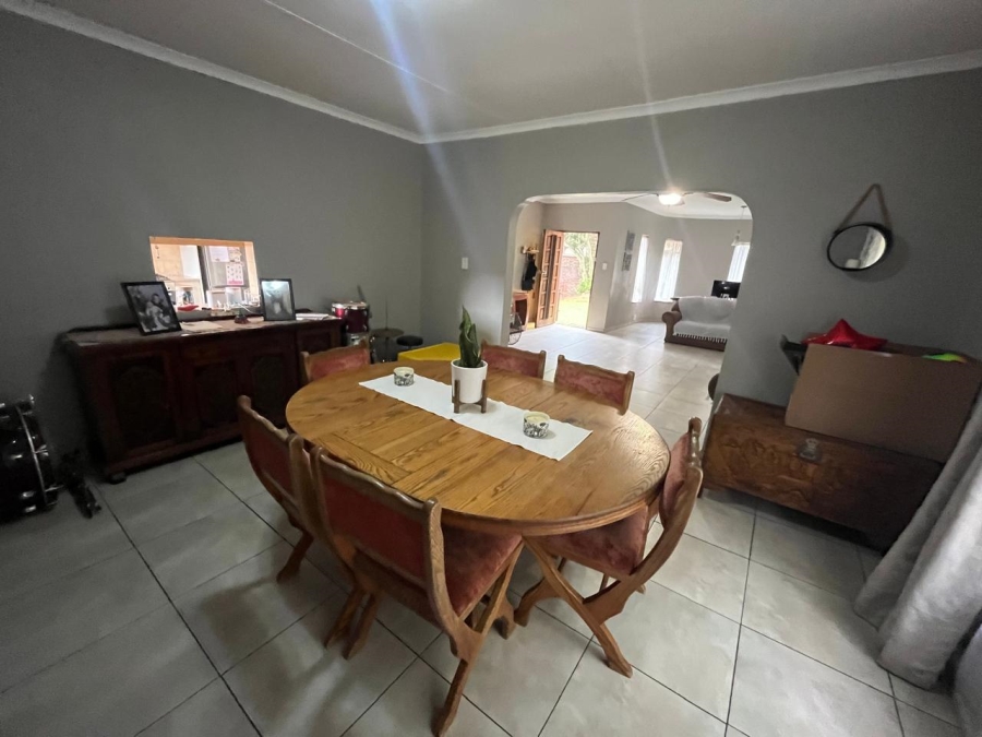 4 Bedroom Property for Sale in Mulbarton Gauteng