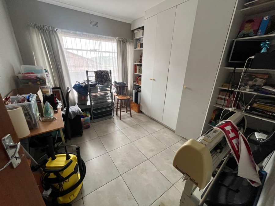 4 Bedroom Property for Sale in Mulbarton Gauteng