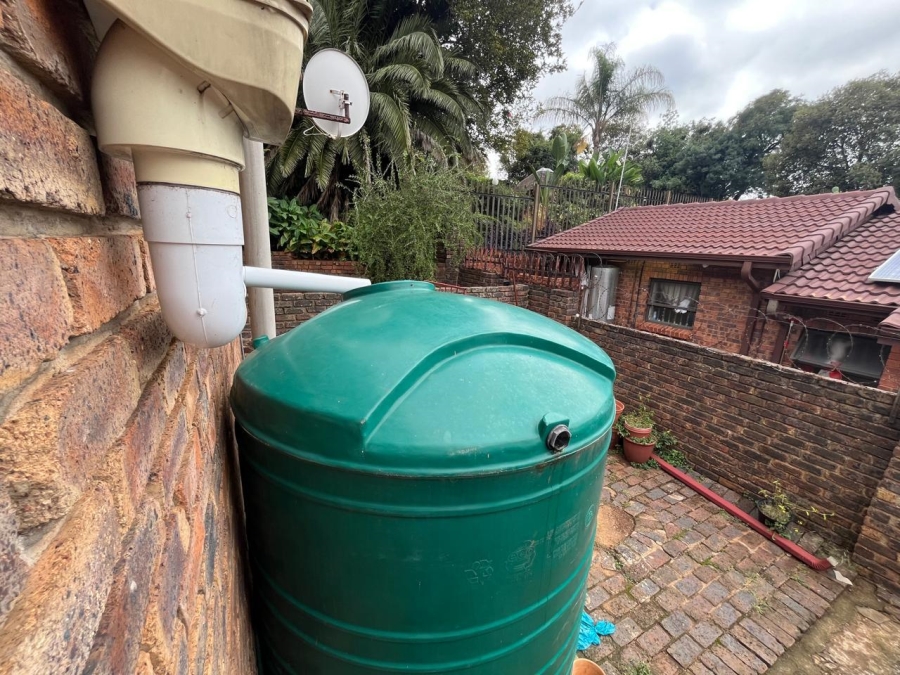 4 Bedroom Property for Sale in Mulbarton Gauteng
