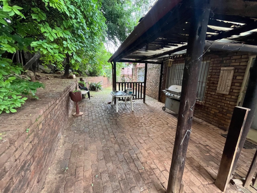4 Bedroom Property for Sale in Mulbarton Gauteng