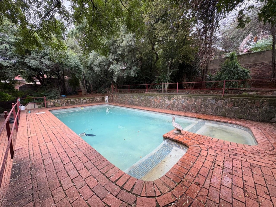 4 Bedroom Property for Sale in Mulbarton Gauteng