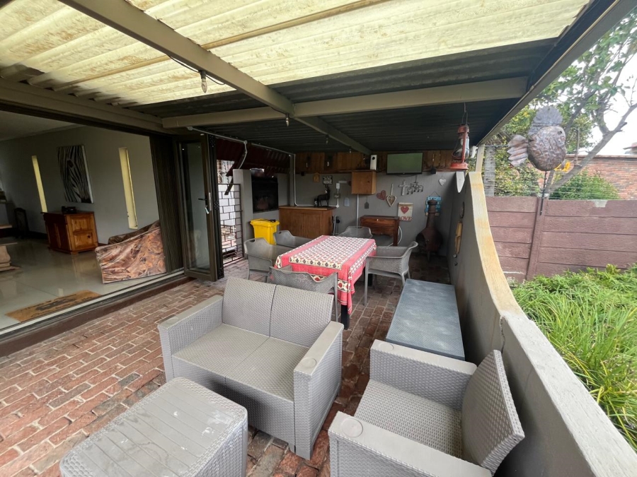 4 Bedroom Property for Sale in Randhart Gauteng