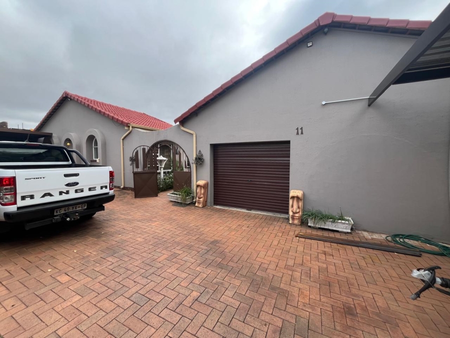 4 Bedroom Property for Sale in Randhart Gauteng