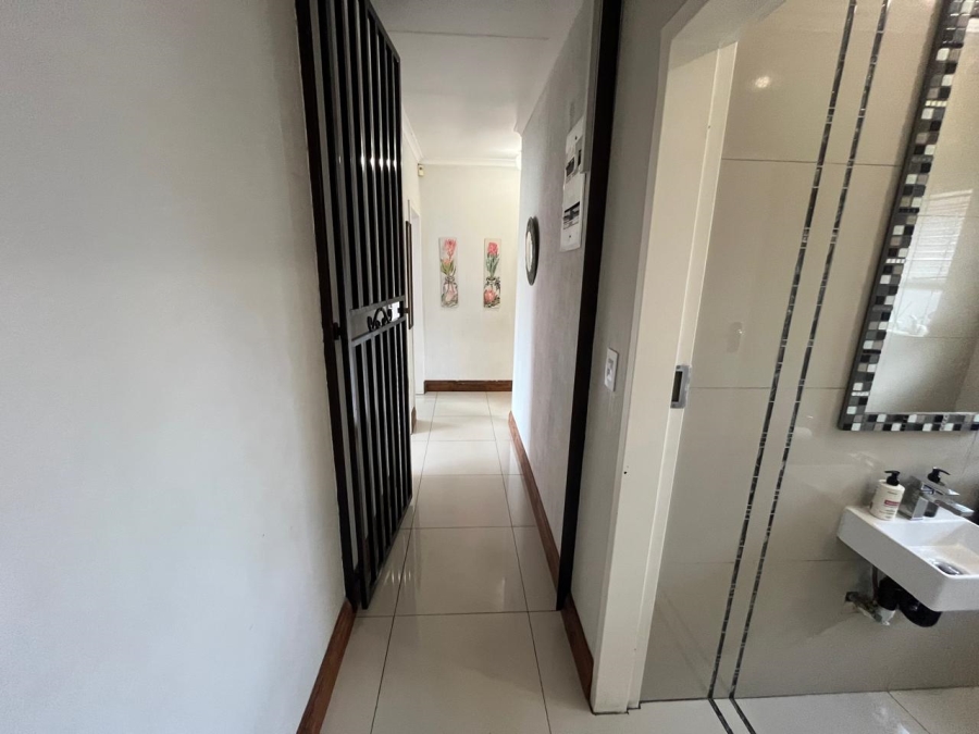 4 Bedroom Property for Sale in Randhart Gauteng