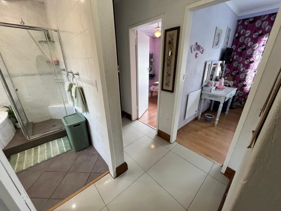 4 Bedroom Property for Sale in Randhart Gauteng