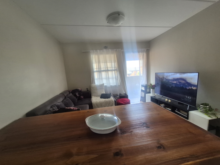 2 Bedroom Property for Sale in Noordwyk Gauteng