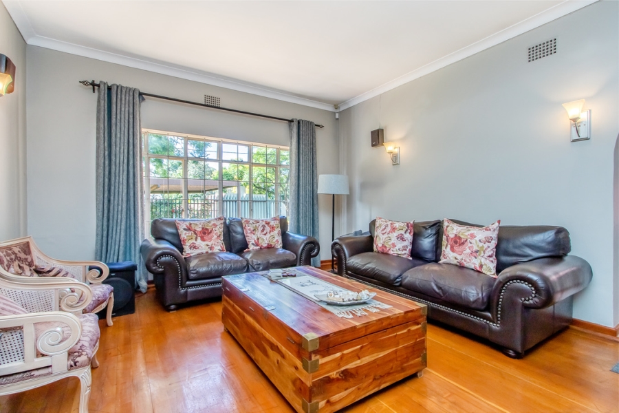 4 Bedroom Property for Sale in Linden Gauteng