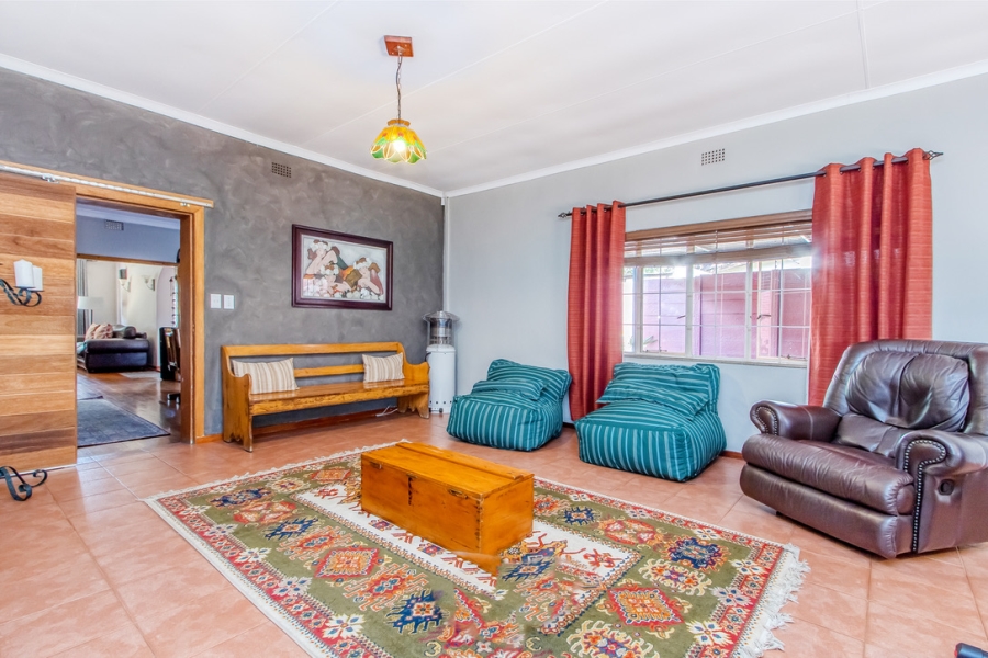 4 Bedroom Property for Sale in Linden Gauteng