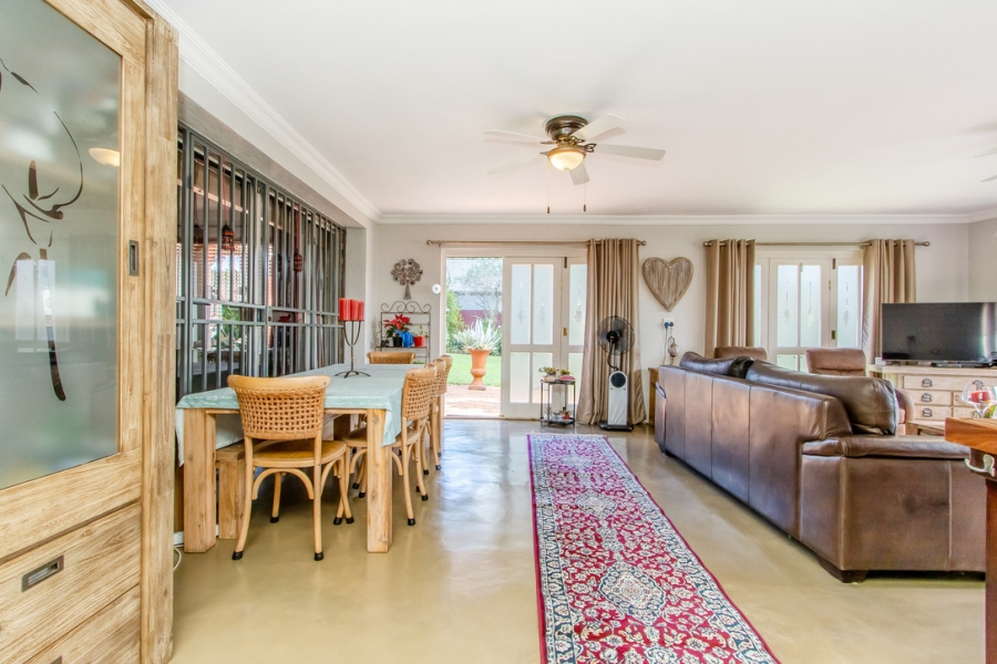 4 Bedroom Property for Sale in Linden Gauteng