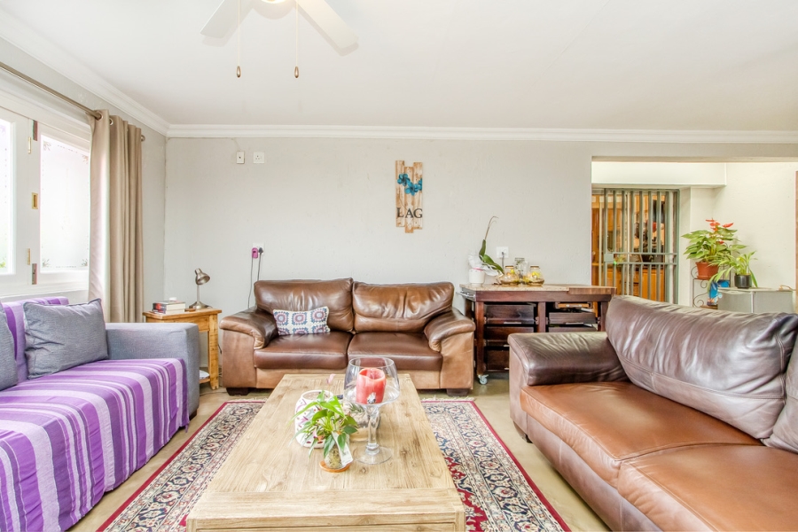 4 Bedroom Property for Sale in Linden Gauteng