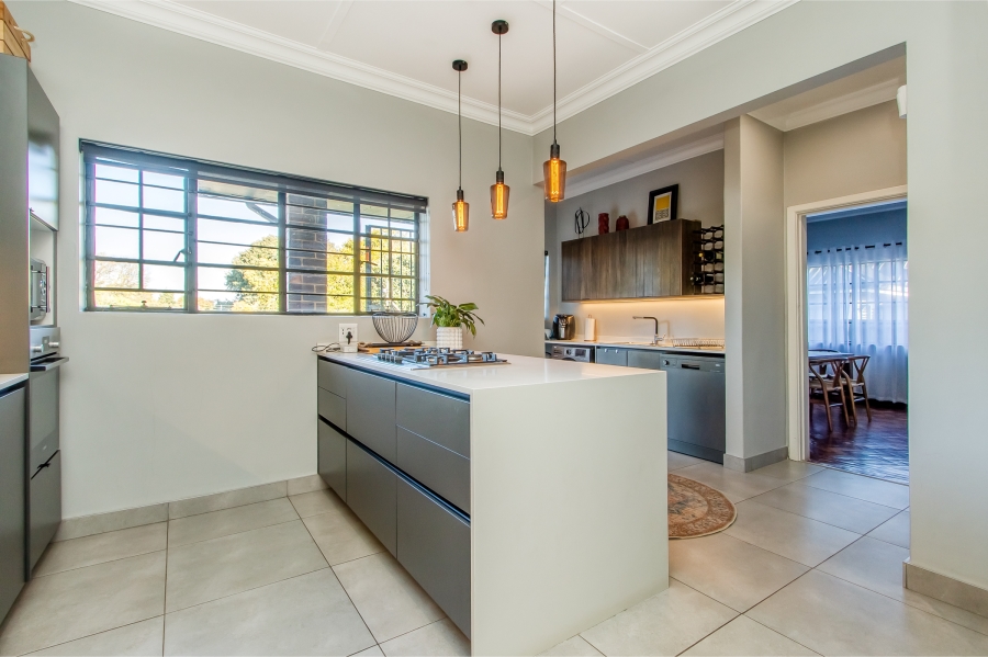 To Let 3 Bedroom Property for Rent in Linden Gauteng