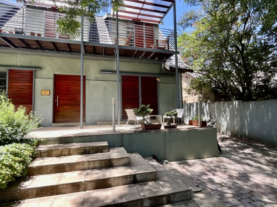 To Let 1 Bedroom Property for Rent in Linden Gauteng