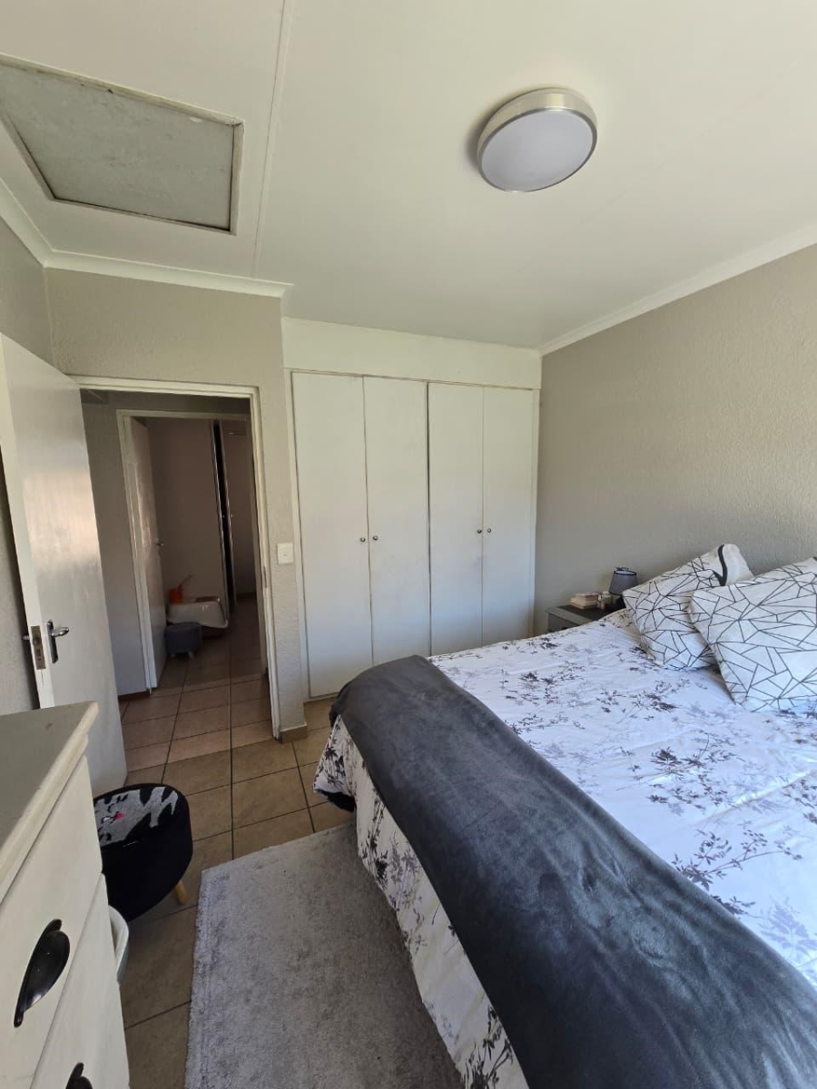 To Let 2 Bedroom Property for Rent in Halfway Gardens Gauteng