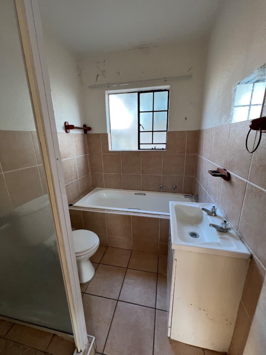 To Let 2 Bedroom Property for Rent in Halfway Gardens Gauteng