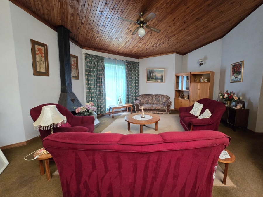 7 Bedroom Property for Sale in Ironsyde A H Gauteng