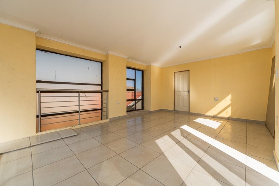 4 Bedroom Property for Sale in Protea Glen Gauteng